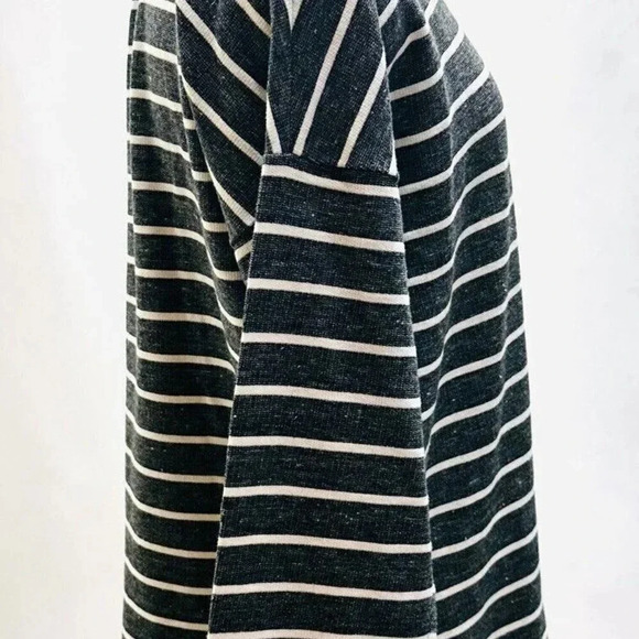 LOFT Women Long Sleeve Pullover Round Neck Gray/White Striped Shirt Size Medium - Picture 6 of 14